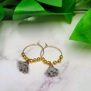Gray Flower Earrings